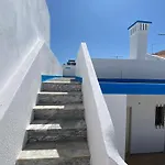 Bia Vintage - Casa Com Vista Mar, Terraco E Jardim No Centro De