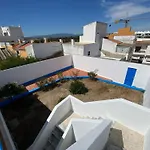 Holiday home Bia Vintage - Casa Com Vista Mar, Terraco E Jardim No Centro De