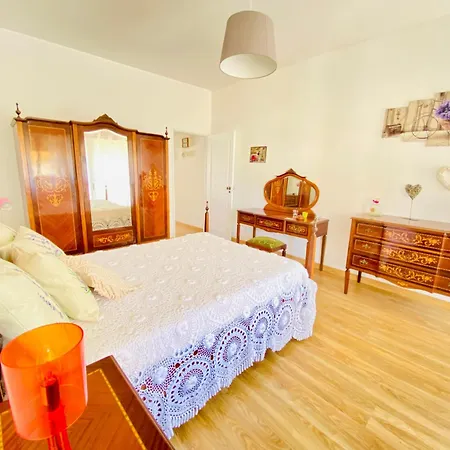 Bia Vintage - Casa Com Vista Mar, Terraco E Jardim No Centro De Casa vacanze