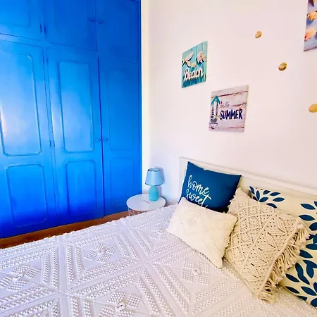 Bia Vintage - Casa Com Vista Mar, Terraco E Jardim No Centro De